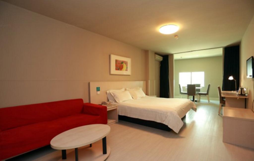 Jinjiang Inn - Changchun Convention & Exhibition Center Екстер'єр фото
